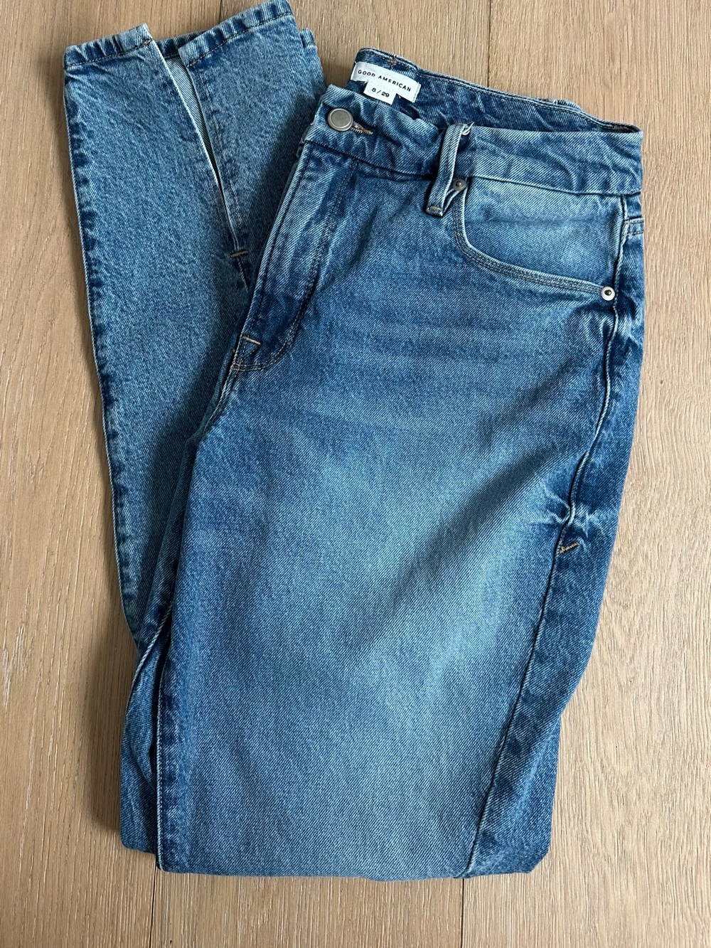 Good American High-Rise Blue Stretch Jeans - Medium Wash